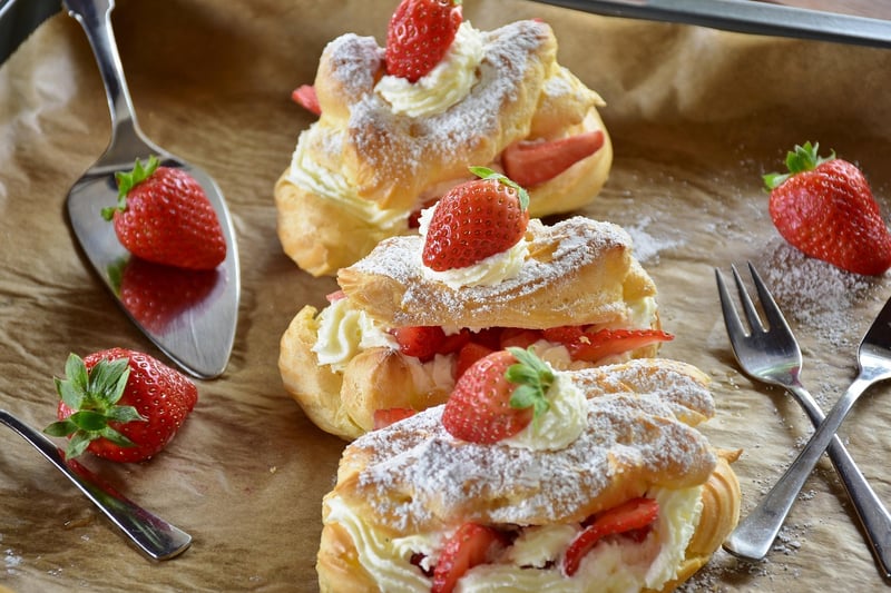 Chocolate Eclair